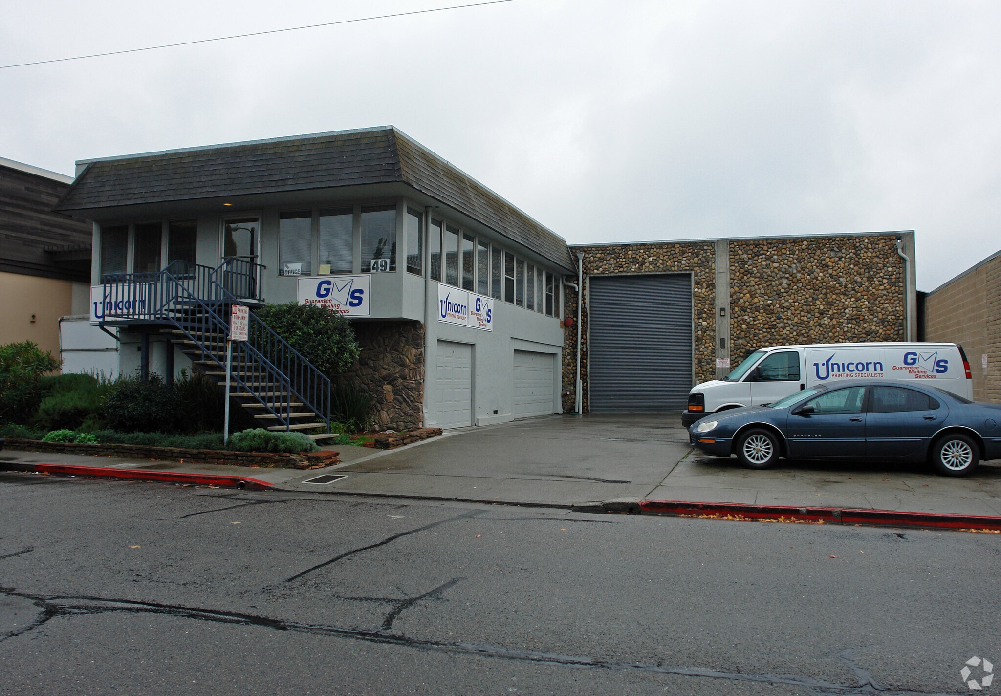 49 Larkspur St, San Rafael, CA à louer Photo principale- Image 1 de 8