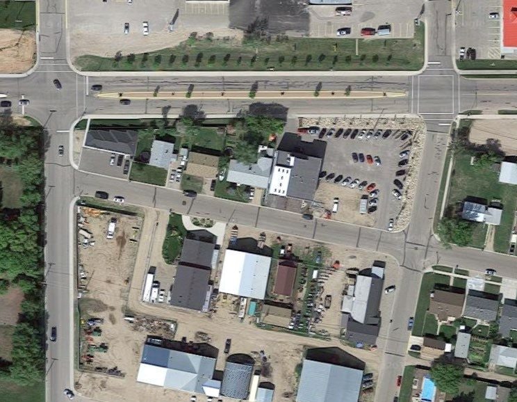 505 Central St W, Warman, SK for sale Primary Photo- Image 1 of 6