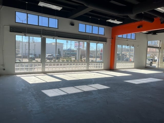 30 Bryson St, Asheville, NC for lease - Building Photo - Image 1 of 7