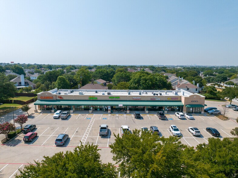 5400-5420 Basswood Blvd, Fort Worth, TX à louer - Photo du bâtiment - Image 2 de 13