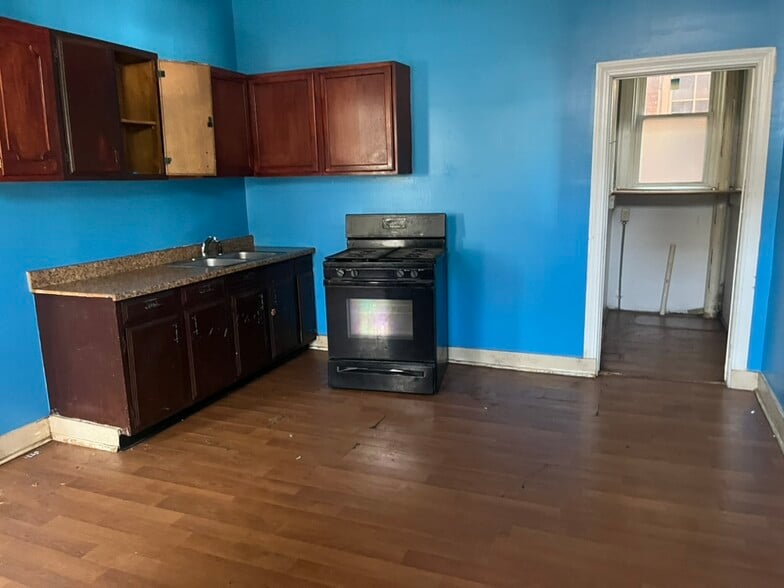 1615 Maryland Ave, Covington, KY à vendre - Photo intérieure - Image 3 de 29