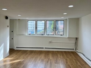 44 Post Rd W, Westport, CT for lease Interior Photo- Image 2 of 5