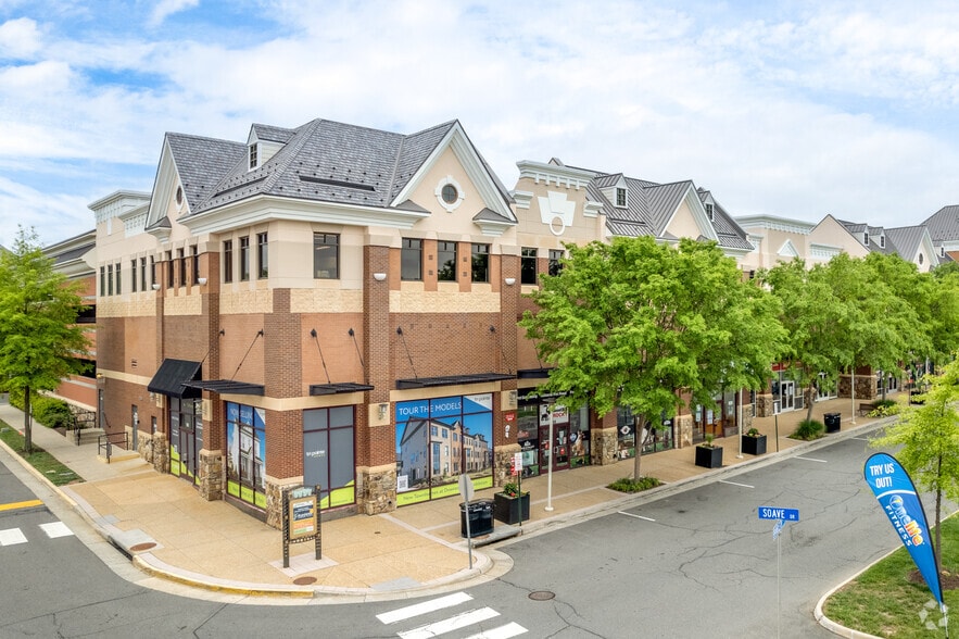 42385-42395 Ryan Rd, Brambleton, VA for lease - Building Photo - Image 1 of 26