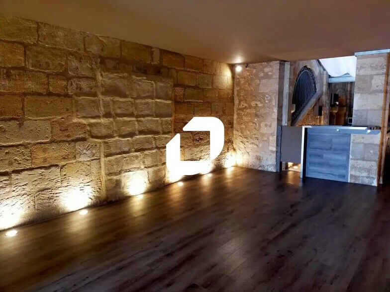 Retail in Bordeaux for sale - Interior Photo - Image 3 of 4