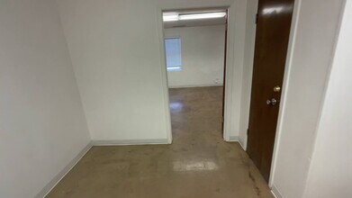 2121 S Mill Ave, Tempe, AZ for lease - Commercial Listing Video 