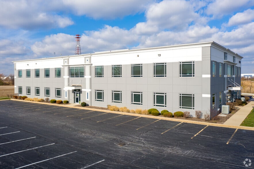 18660 Graphics Dr, Tinley Park, IL for sale - Primary Photo - Image 1 of 4