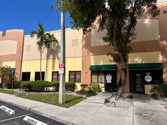 Plus de détails pour 3764-3790 SW 30th Ave, Fort Lauderdale, FL - Industriel à louer
