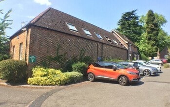 Chesham Rd, Berkhamsted for lease Building Photo- Image 2 of 8