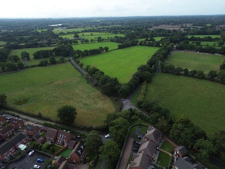 Cleobury Ln, Earlswood for sale - Aerial - Image 2 of 2