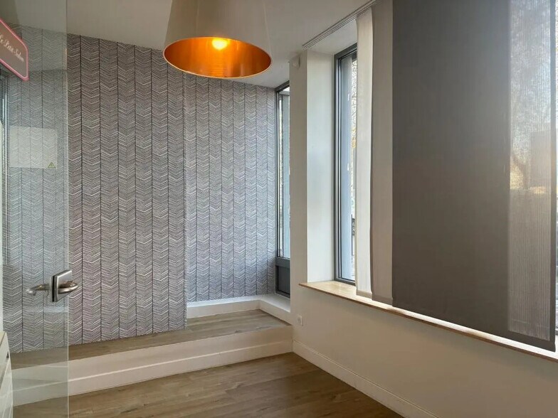 Commerce de détail dans Nantes à louer - Photo intérieure - Image 3 de 12