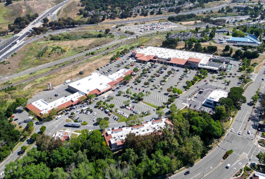 1581 Sycamore Ave, Hercules, CA for sale - Building Photo - Image 3 of 5