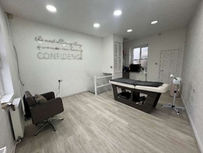 402 Bradford Rd, Batley for lease Interior Photo- Image 1 of 2