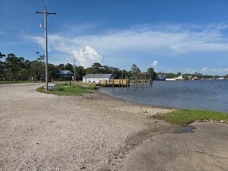 16780 River Rd, Bon Secour, AL à vendre - Photo du bâtiment - Image 2 de 15