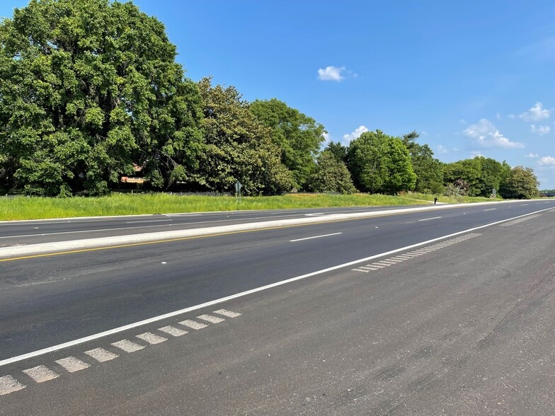 2511 Athens Hwy, Gainesville, GA for sale - Building Photo - Image 3 of 4