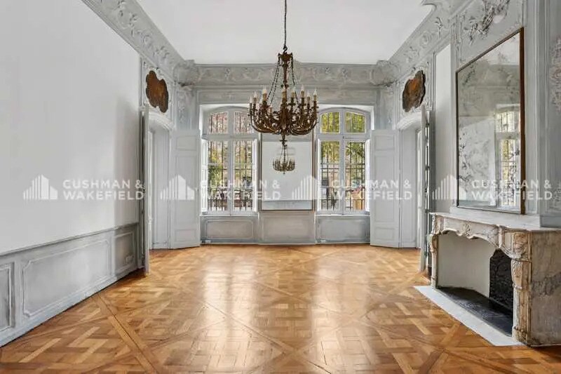 19 Cours Mirabeau, Aix-en-Provence for lease Building Photo- Image 1 of 15