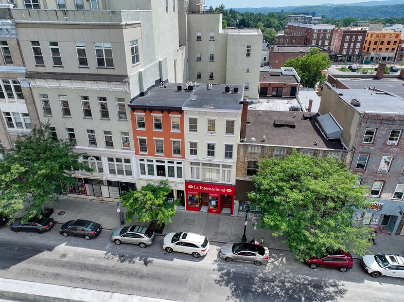 330 Main St, Poughkeepsie, NY à vendre - Aérien - Image 2 de 6