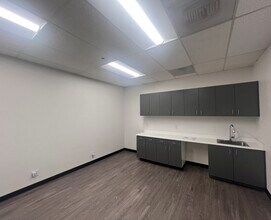 47221-47233 Fremont Blvd, Fremont, CA à louer Photo intérieure- Image 2 de 5