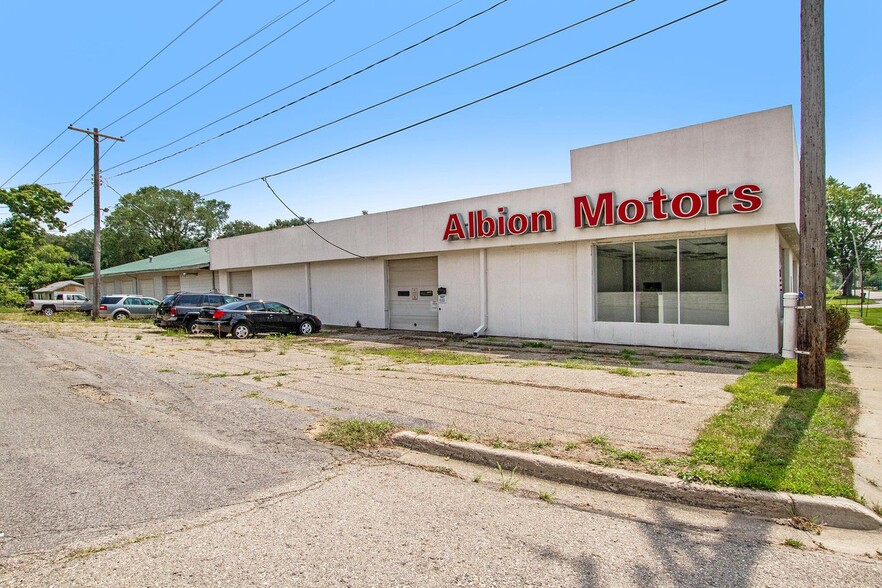 600 N Clark St, Albion, MI for sale - Building Photo - Image 2 of 54