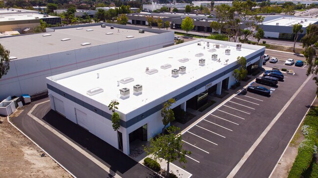 Plus de détails pour 2600 Temple Heights Dr, Oceanside, CA - Industriel à louer