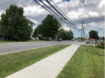 N Center St, LaGrange, OH à louer - Photo du bâtiment - Image 3 de 4