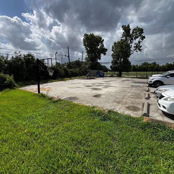1728 Little York Rd, Houston, TX à vendre - Photo du bâtiment - Image 3 de 8