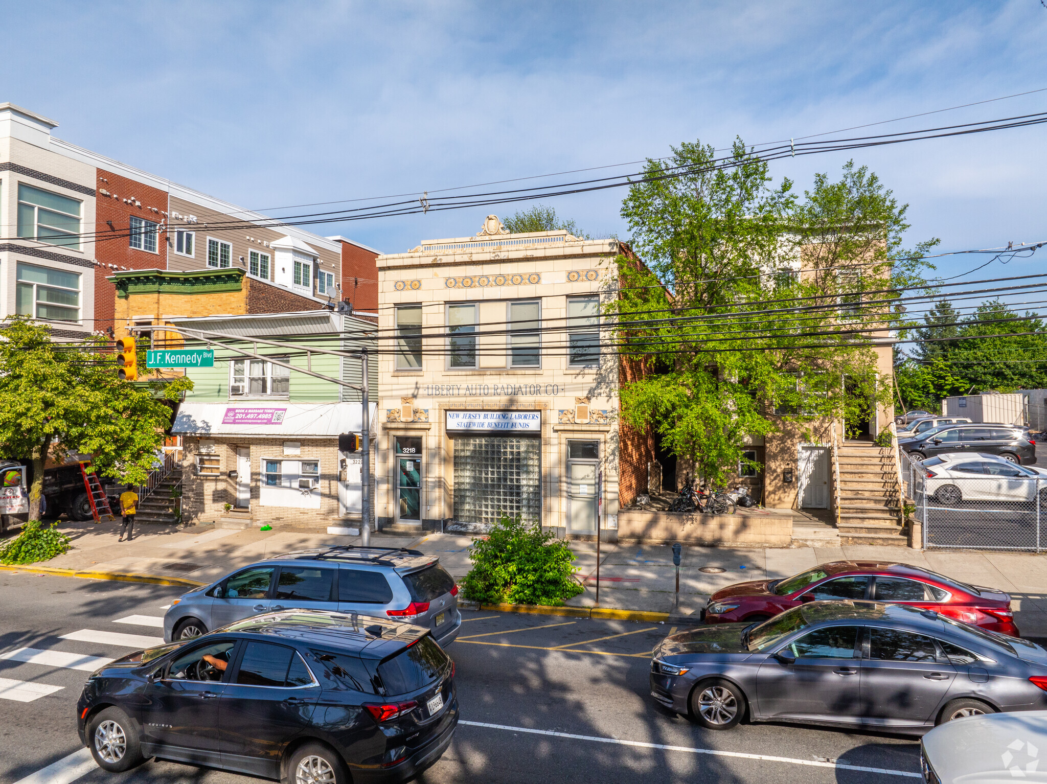 3218 John F Kennedy Blvd, Jersey City, NJ for lease Primary Photo- Image 1 of 24