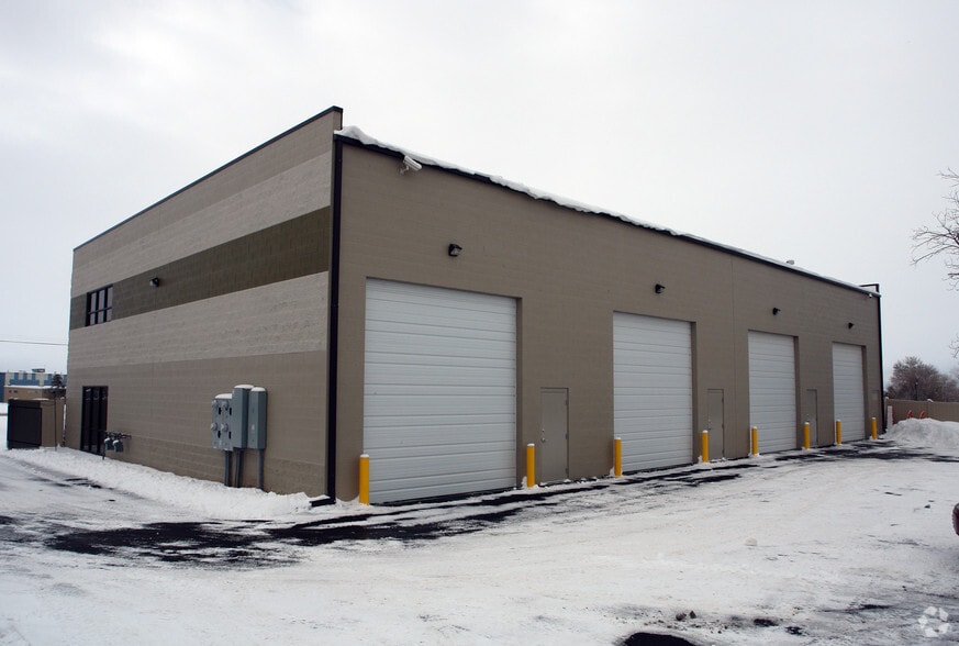 215 E 700 S, Clearfield, UT for lease - Building Photo - Image 2 of 7