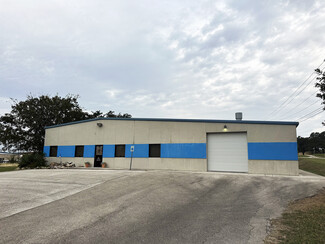 Plus de détails pour 228 Commerce Ave, Boerne, TX - Industriel à vendre