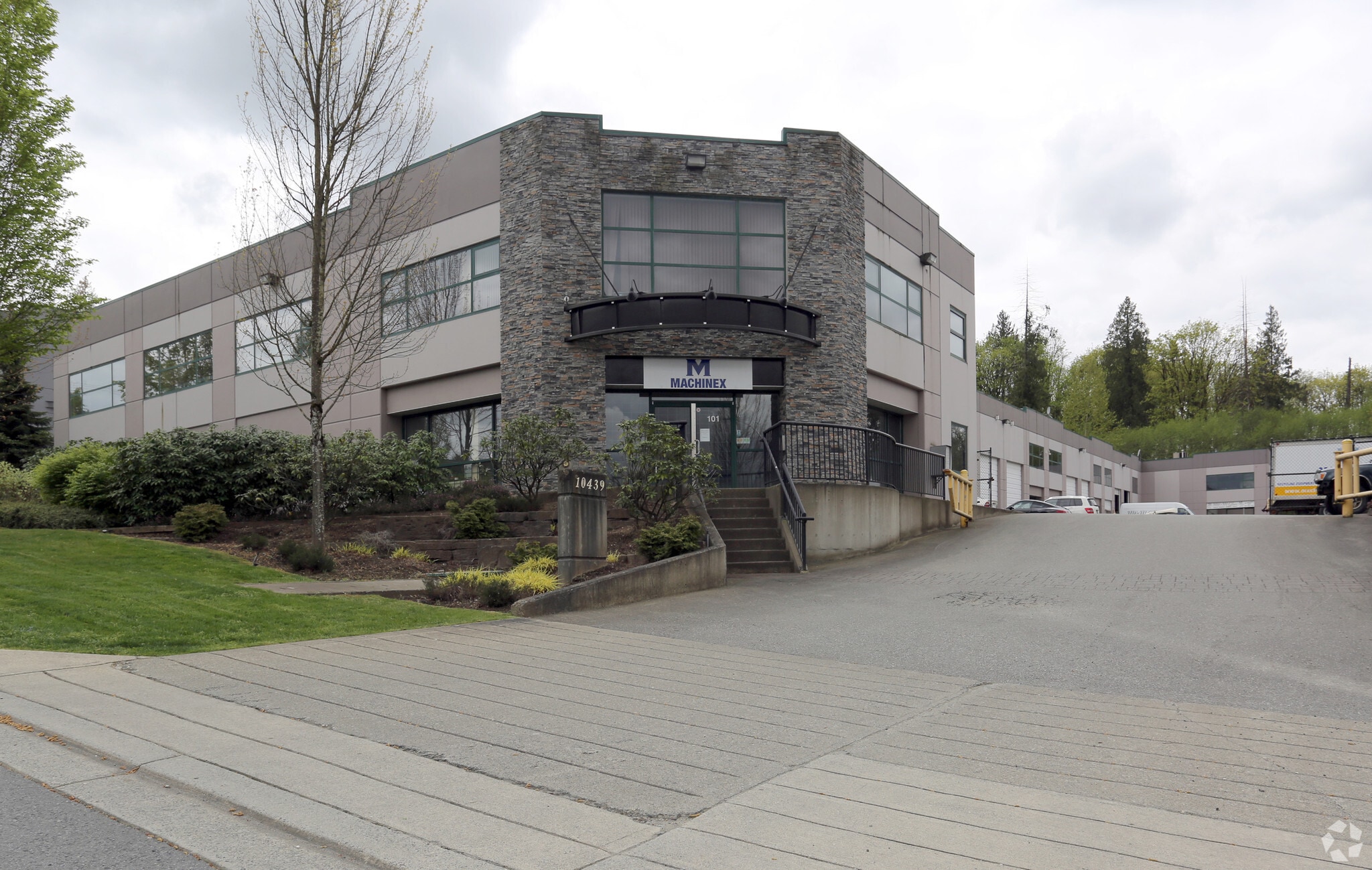 10439 173rd St, Surrey, BC for sale Primary Photo- Image 1 of 7