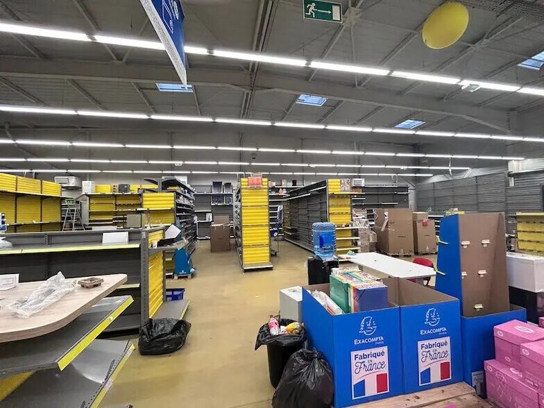 75 Rue Louis Lepine, Viriat à vendre - Photo du bâtiment - Image 3 de 4