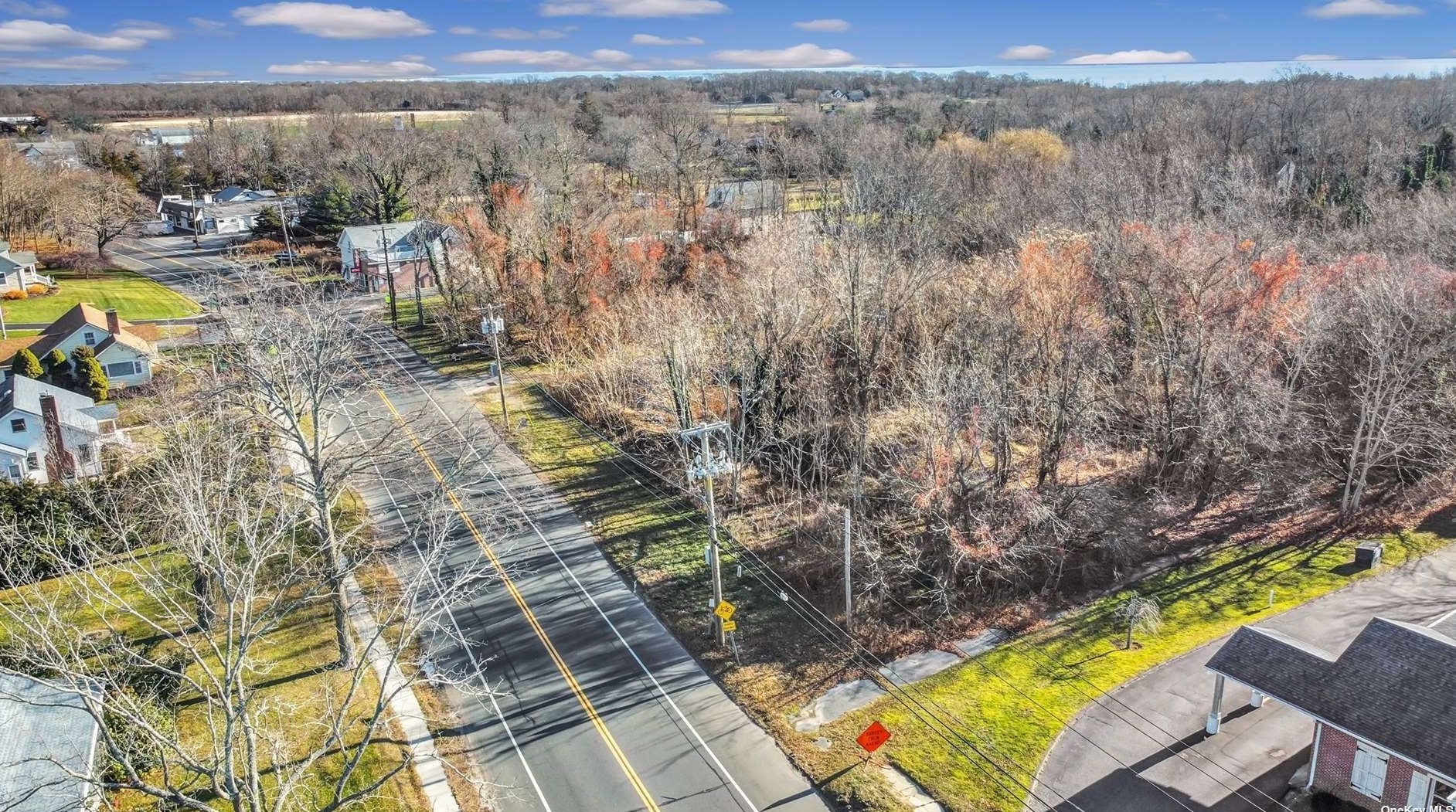 1505 Main Rd, Jamesport, NY for sale Primary Photo- Image 1 of 17