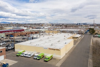 677 Alcott St, Denver, CO à louer Photo du bâtiment- Image 2 de 2