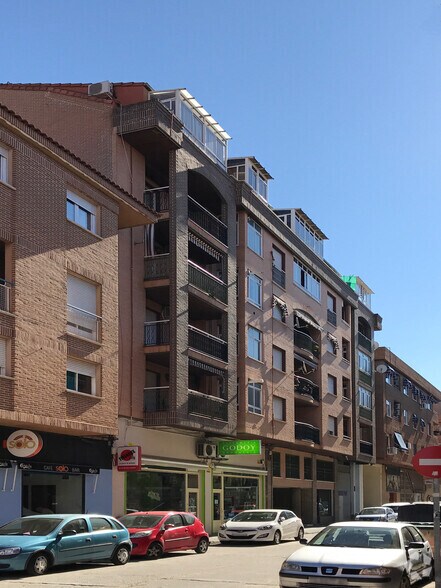 Calle Cardenal Gil de Albornoz, 18, Talavera de la Reina, Toledo à vendre - Photo du bâtiment - Image 2 de 3