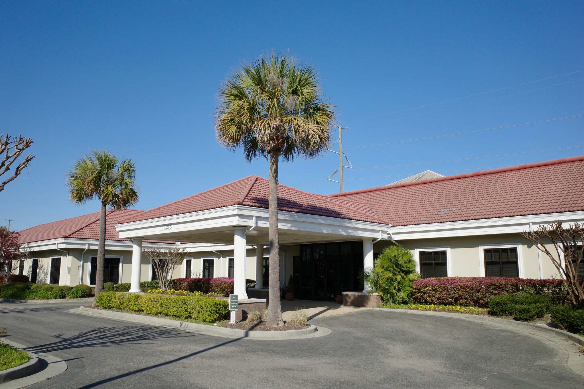 1213 Culbreth Dr, Wilmington, NC for lease Interior Photo- Image 1 of 10