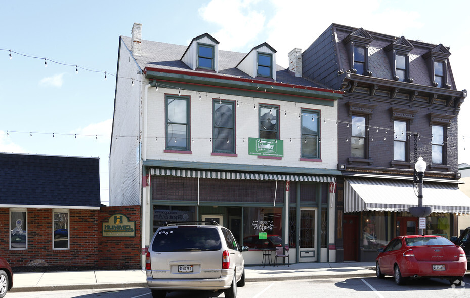 132-134 Walnut St, Lawrenceburg, IN for sale - Primary Photo - Image 1 of 1