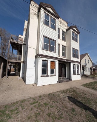 Plus de détails pour 601-609 NE Perry Ave, Peoria, IL - Multi-résidentiel à vendre