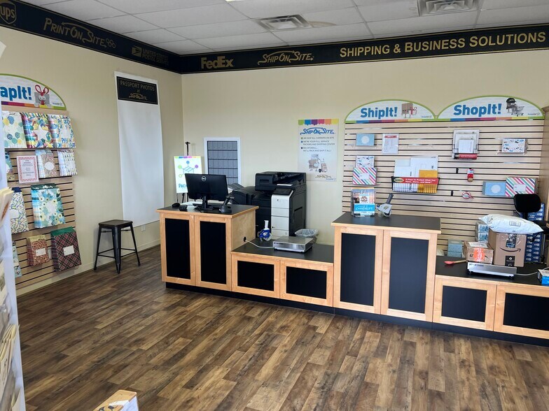 26200 Vista Dr, Waves, NC à louer - Photo du bâtiment - Image 2 de 14