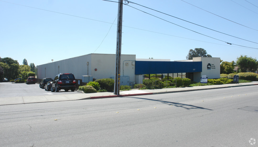 567 Auto Center Dr, Watsonville, CA à vendre - Photo principale - Image 1 de 1