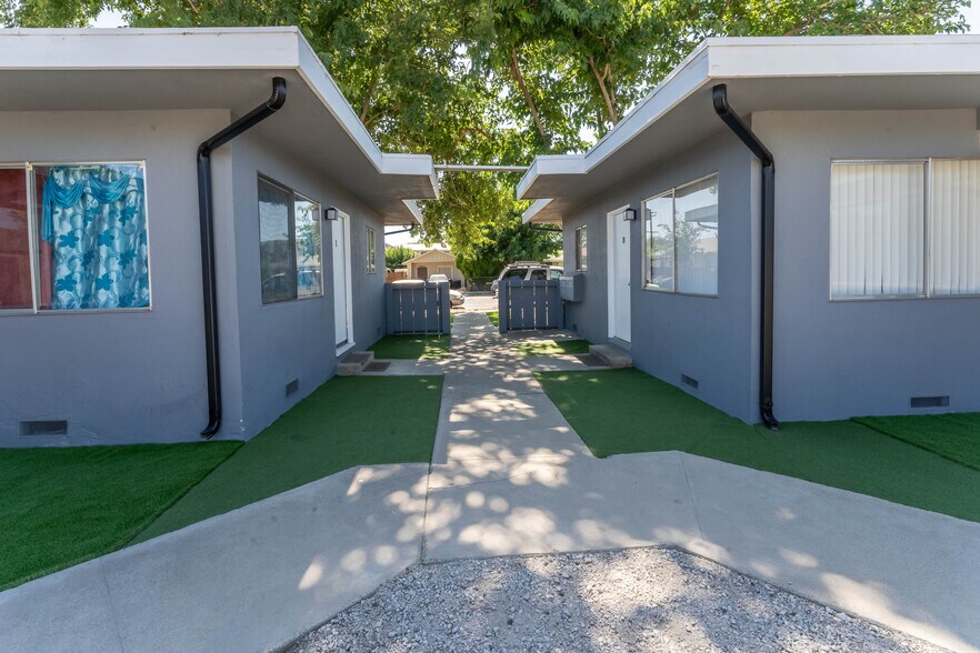 130 Fillmore St, Coalinga, CA à vendre - Photo du bâtiment - Image 2 de 9