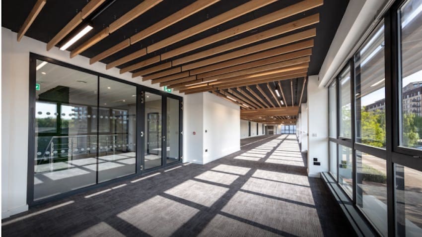 Auriol Dr, Greenford for lease - Interior Photo - Image 3 of 3