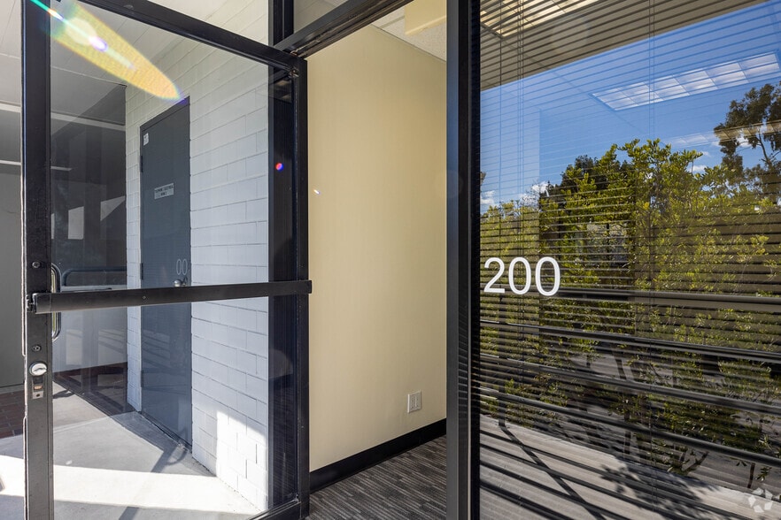 30012 Ivy Glenn Dr, Laguna Niguel, CA à louer - Photo du bâtiment - Image 2 de 23