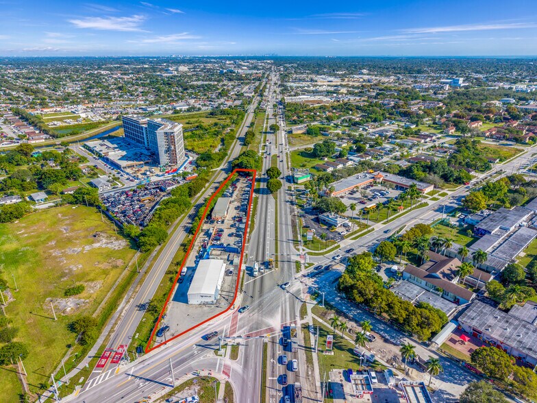 21500 S Dixie Hwy, Miami, FL à vendre - Photo du bâtiment - Image 3 de 20