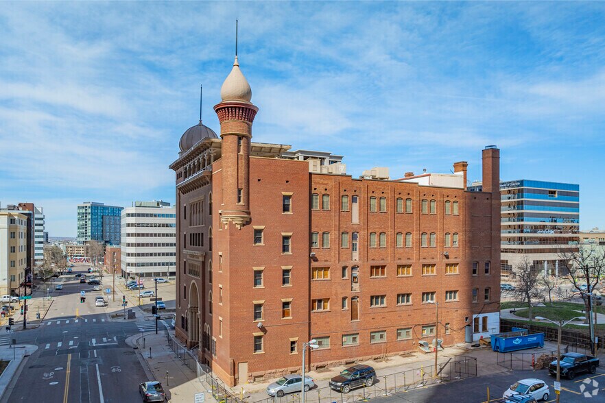 1754-1770 Sherman St - El Jebel portefeuille de 2 propriétés à vendre sur LoopNet.ca - Photo principale - Image 1 de 37