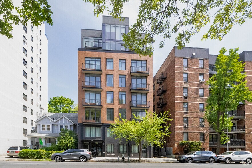1191 Ocean Ave, Brooklyn, NY à vendre - Photo du bâtiment - Image 3 de 17