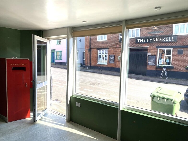 21 High St, Ixworth for lease - Interior Photo - Image 2 of 10