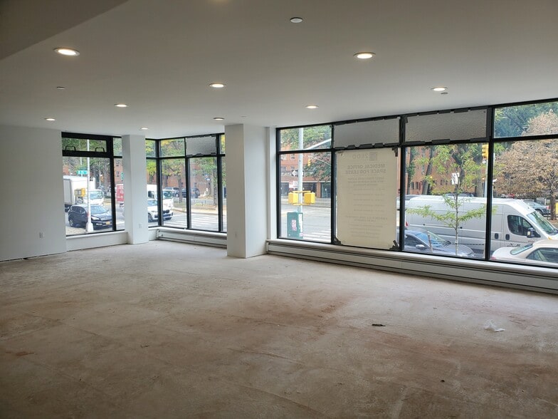 2600 7th Ave, New York, NY for lease - Interior Photo - Image 3 of 5