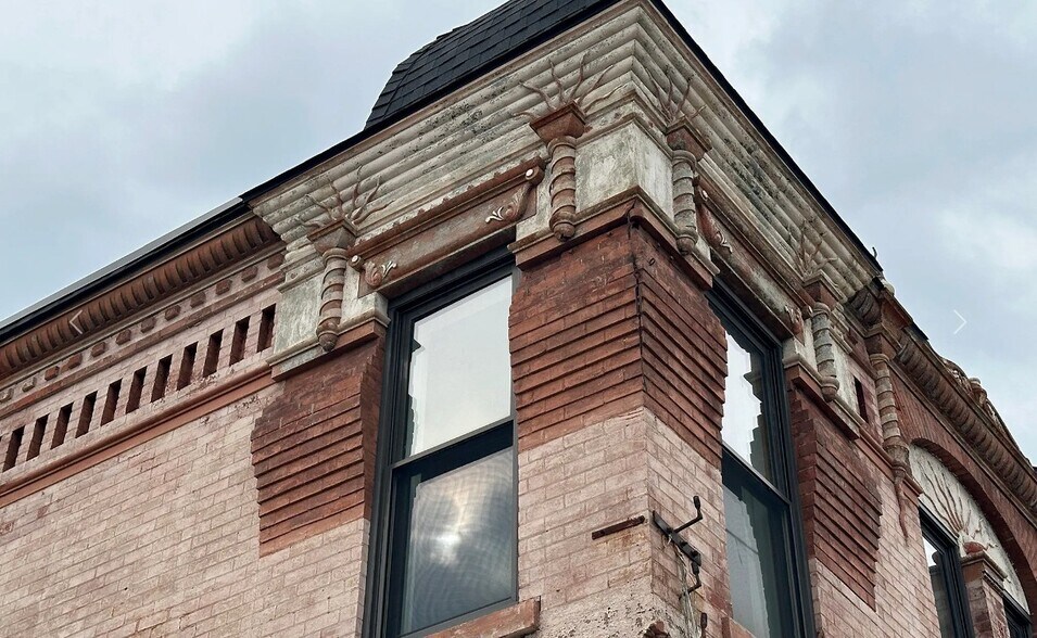 338 Broadway St, Toledo, OH à louer - Photo du bâtiment - Image 2 de 7