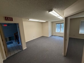 16147 S Lincoln Hwy, Plainfield, IL for lease Interior Photo- Image 2 of 6