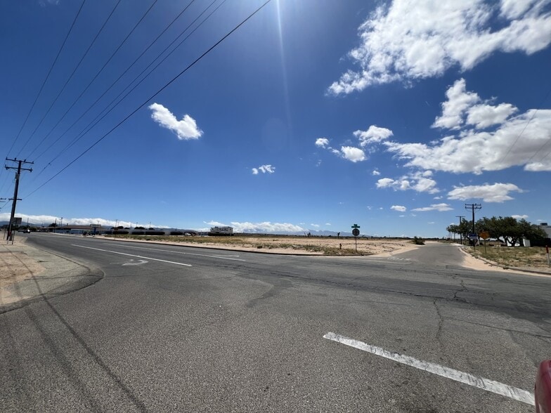 I Ave, Hesperia, CA for sale - Building Photo - Image 3 of 8