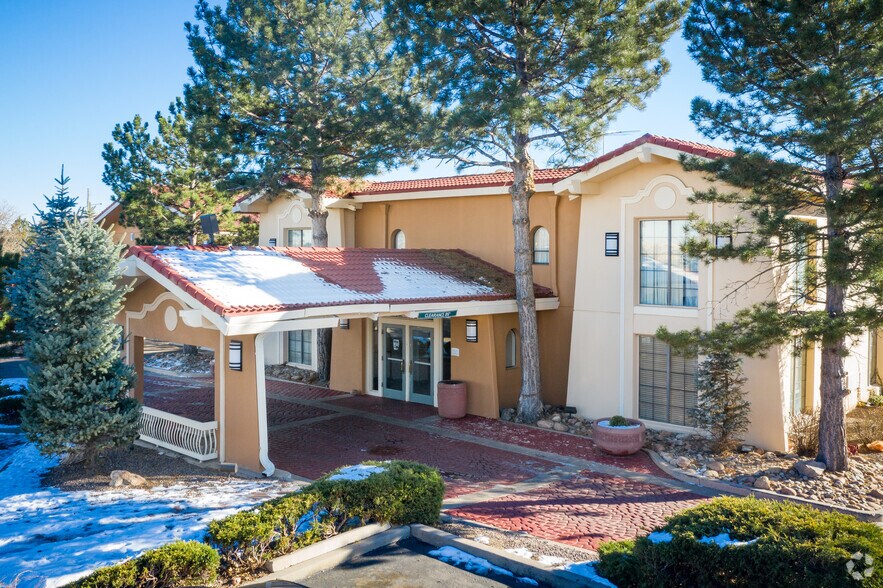 1011 S Abilene St, Aurora, CO à vendre - Photo du bâtiment - Image 3 de 5